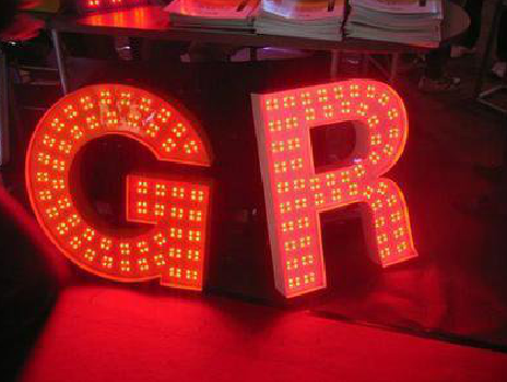 仪征LED发光字常见的安装误区。